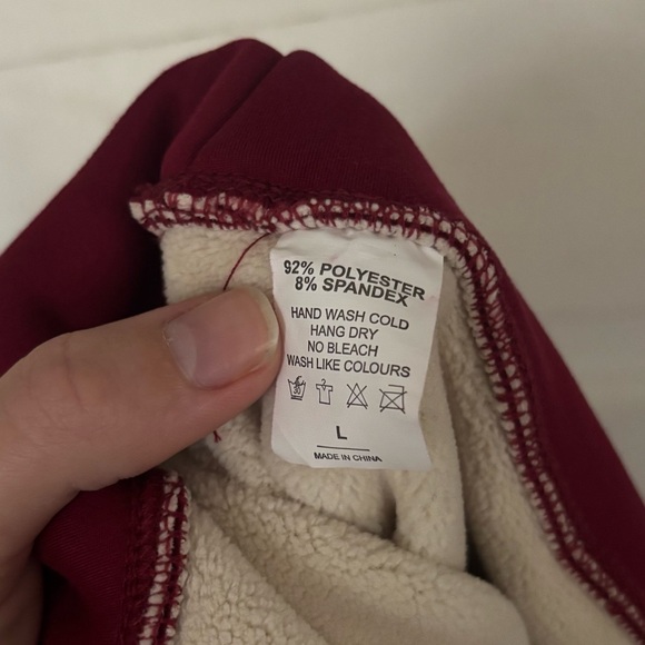 NWOT Women's Burgundy Fleece Lined Leggings - Picture 3 of 3